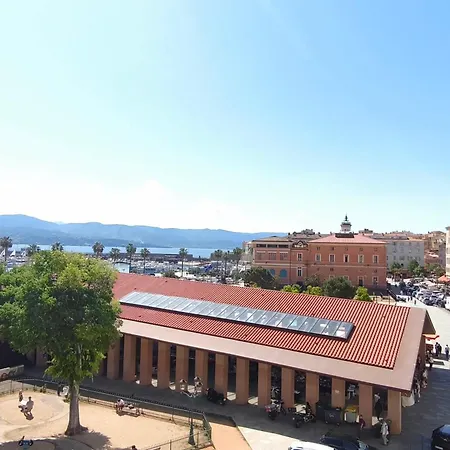 2-bedroom With Balcony And Sea View Ajaccio (Corsica)